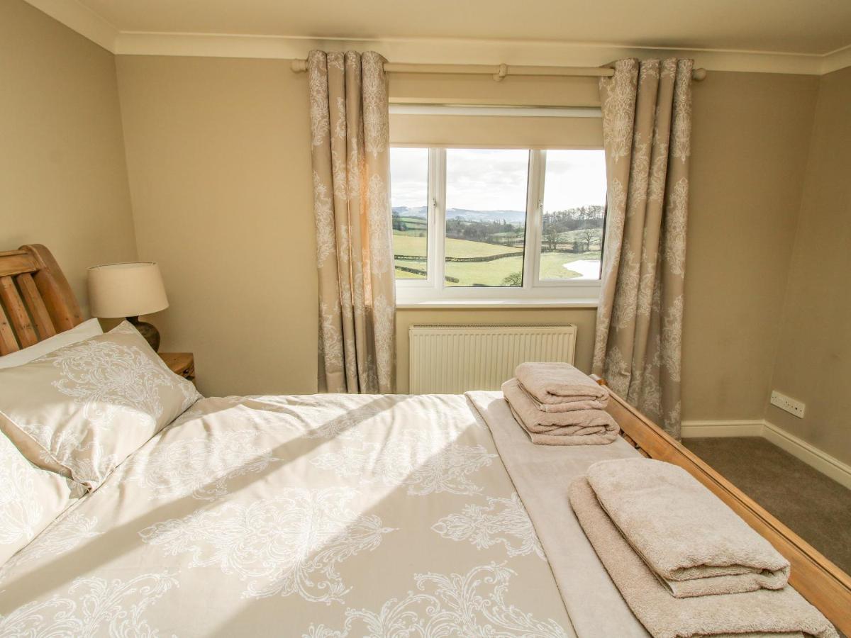 Villa The Marshes à Welshpool Extérieur photo