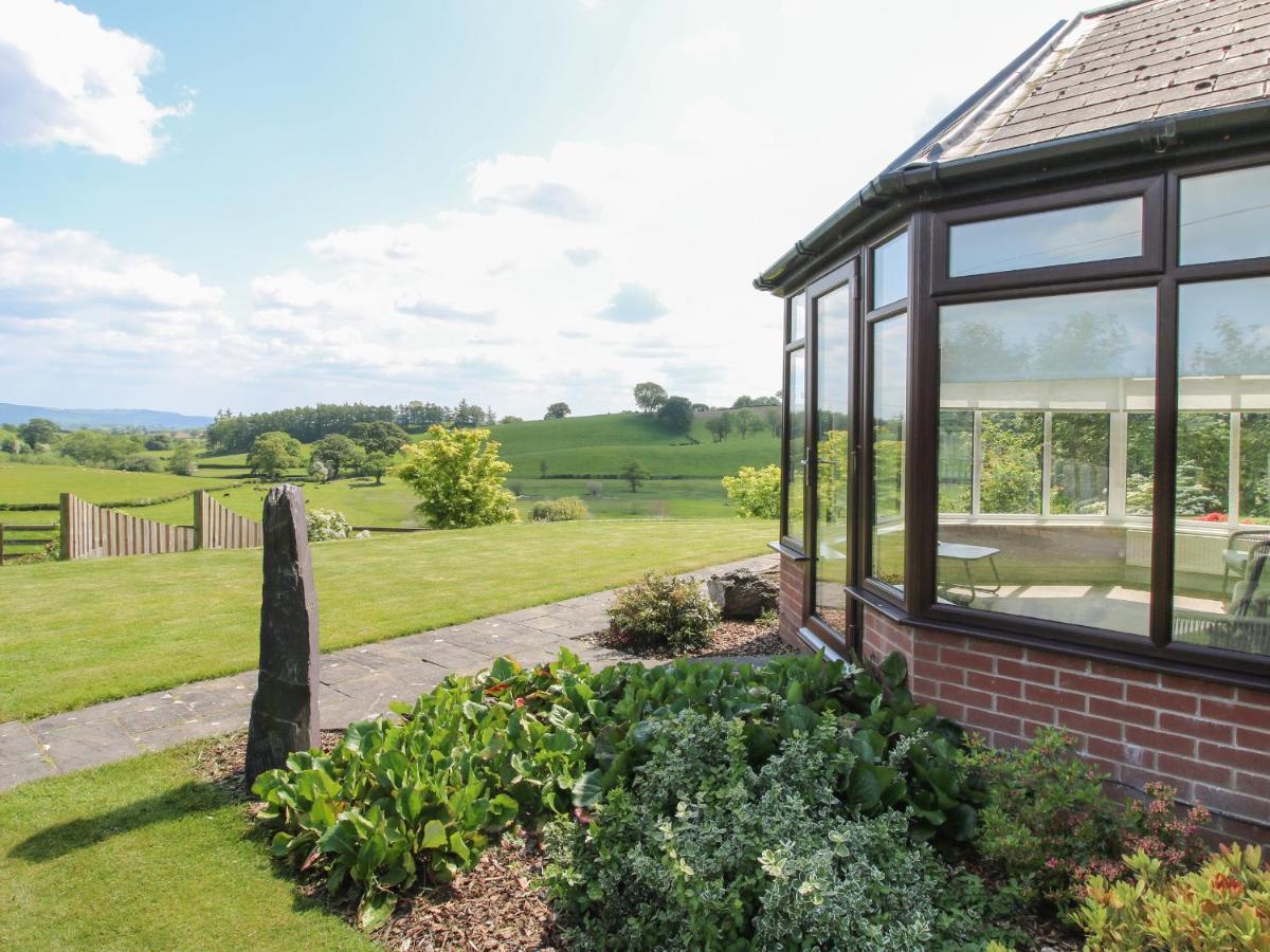 Villa The Marshes à Welshpool Extérieur photo